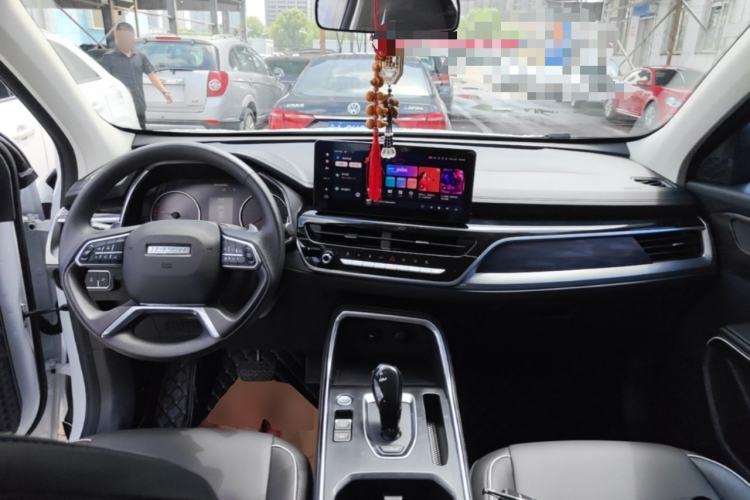 Used Haval H6 2023 National Trend Edition 1.5T Automatic Urban Version Center Console