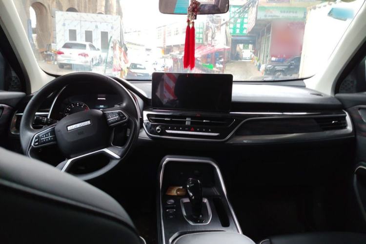 Used Haval H6 2023 National Trend Edition 1.5T Automatic Urban Version Center Console
