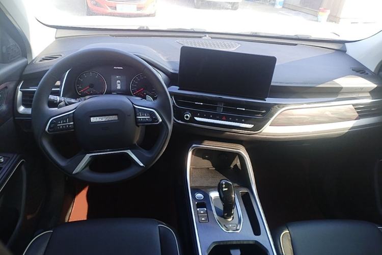 Used Haval H6 2023 National Trend Edition 1.5T Automatic Urban Version Center Console