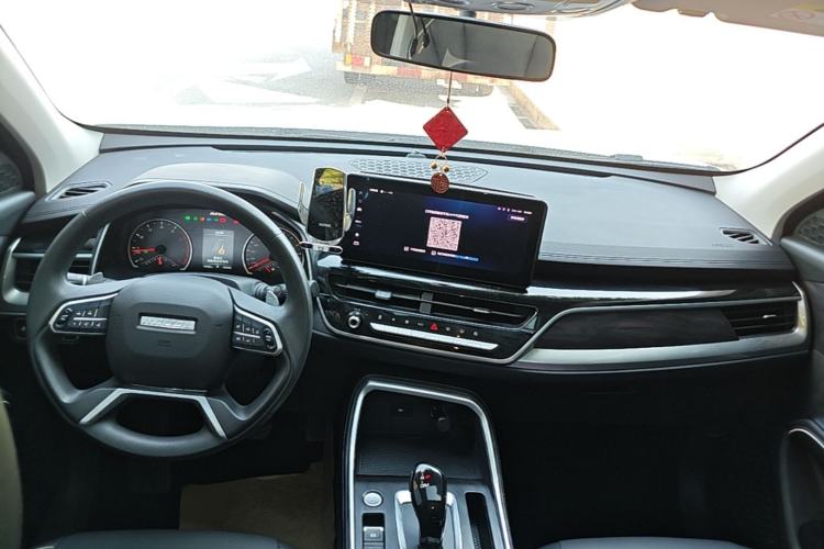 Used Haval H6 2023 National Trend Edition 1.5T Automatic Urban Version Center Console