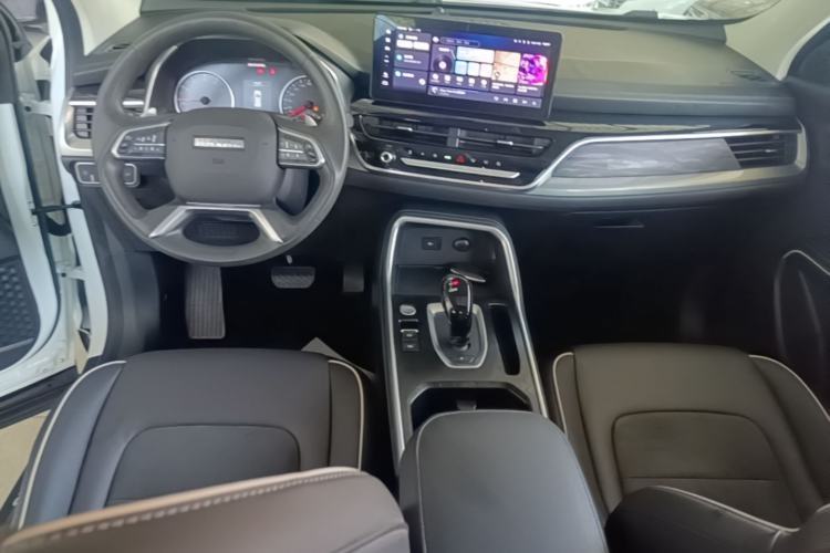 Used Haval H6 2023 National Trend Edition 1.5T Automatic Urban Version Center Console