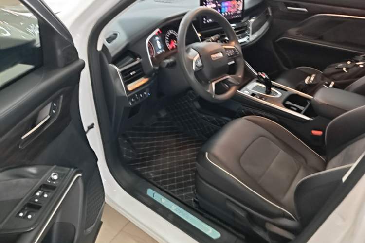 Used Haval H6 2023 National Trend Edition 1.5T Automatic Urban Version Driver Seat
