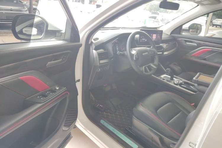 Used Haval H6 2023 National Trend Edition 1.5T Automatic Urban Version Driver Seat