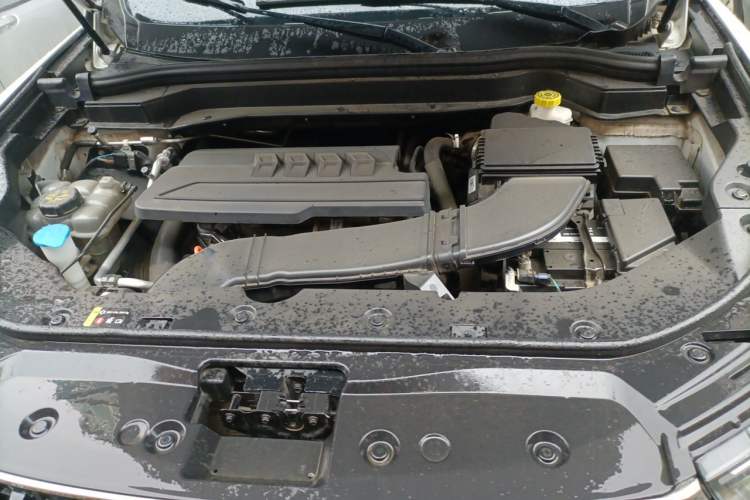 Used Haval H6 2023 National Trend Edition 1.5T Automatic Urban Version Engine Bay