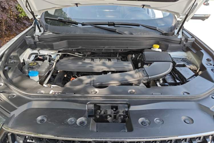 Used Haval H6 2023 National Trend Edition 1.5T Automatic Urban Version Engine Bay