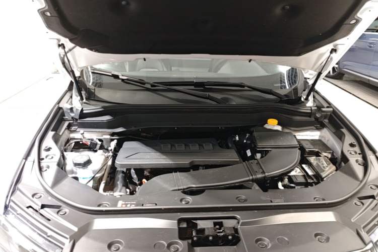 Used Haval H6 2023 National Trend Edition 1.5T Automatic Urban Version Engine Bay