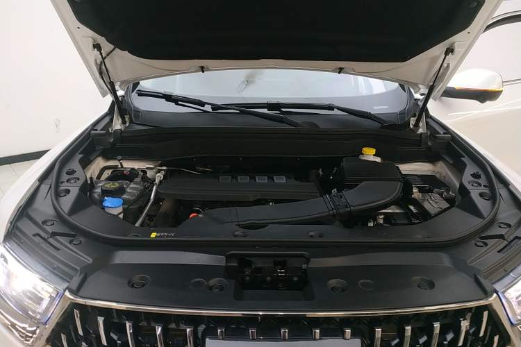 Used Haval H6 2023 National Trend Edition 1.5T Automatic Urban Version Engine Bay