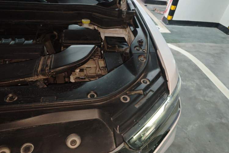 Used Haval H6 2023 National Trend Edition 1.5T Automatic Urban Version Engine Bay Left