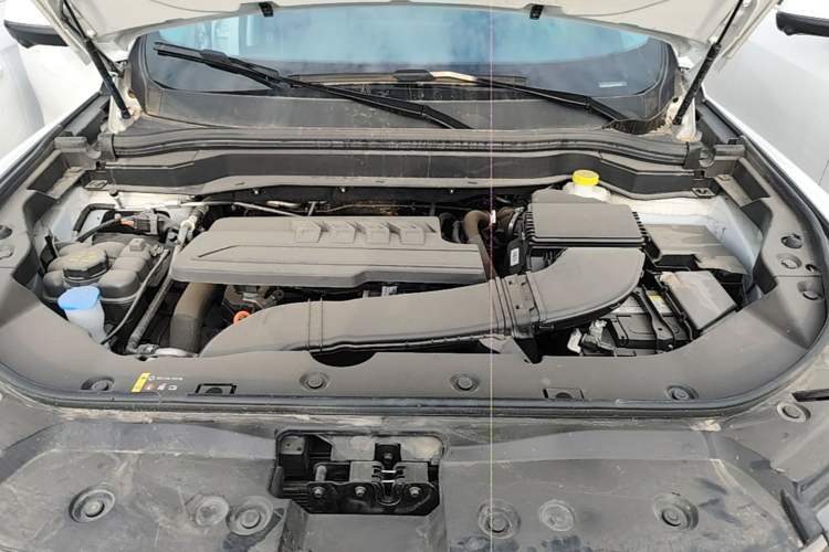 Used Haval H6 2023 National Trend Edition 1.5T Automatic Urban Version Engine Bay