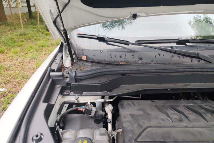 Used Haval H6 2023 National Trend Edition 1.5T Automatic Urban Version Engine Bay Right