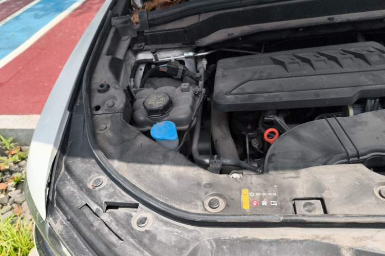 Used Haval H6 2023 National Trend Edition 1.5T Automatic Urban Version Engine Bay Right
