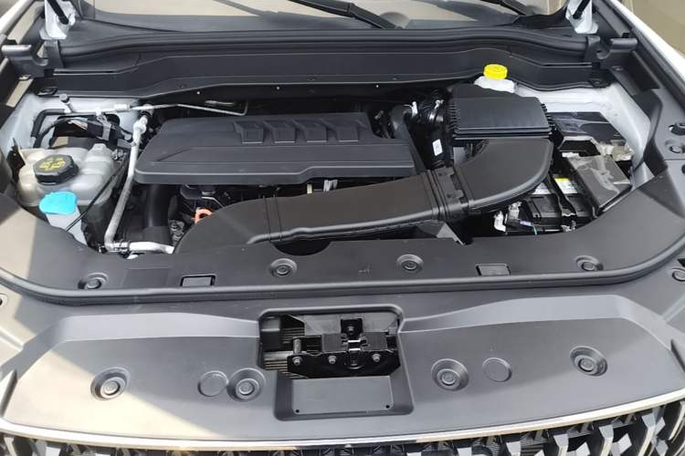 Used Haval H6 2023 National Trend Edition 1.5T Automatic Urban Version Engine Bay