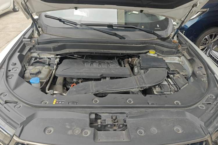 Used Haval H6 2023 National Trend Edition 1.5T Automatic Urban Version Engine Bay