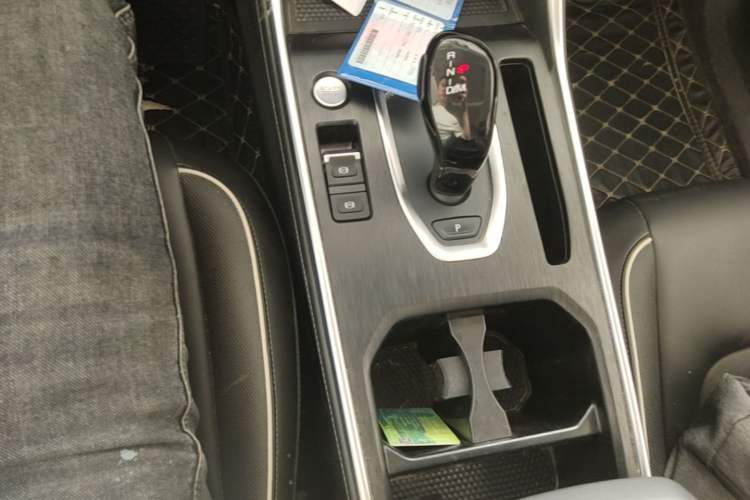 Used Haval H6 2023 National Trend Edition 1.5T Automatic Urban Version Gear Lever