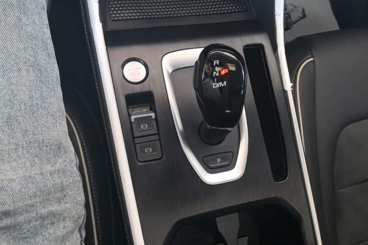 Used Haval H6 2023 National Trend Edition 1.5T Automatic Urban Version Gear Lever