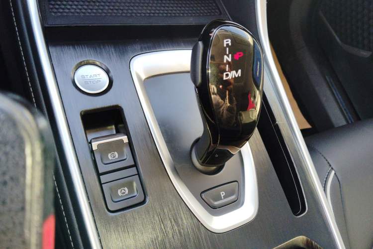 Used Haval H6 2023 National Trend Edition 1.5T Automatic Urban Version Gear Lever