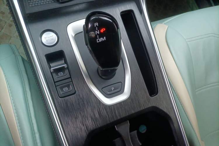 Used Haval H6 2023 National Trend Edition 1.5T Automatic Urban Version Gear Lever