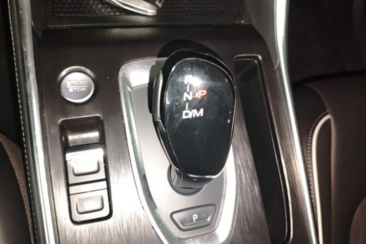 Used Haval H6 2023 National Trend Edition 1.5T Automatic Urban Version Gear Lever