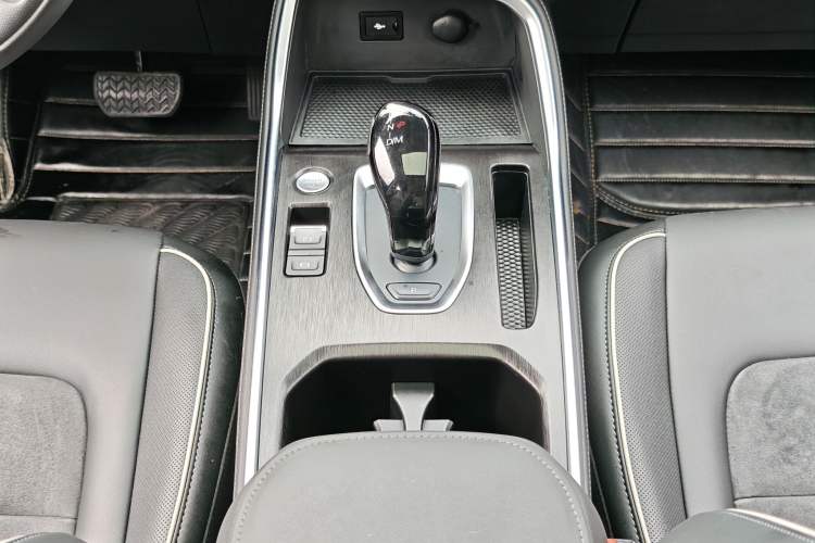Used Haval H6 2023 National Trend Edition 1.5T Automatic Urban Version Gear Lever