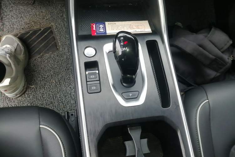 Used Haval H6 2023 National Trend Edition 1.5T Automatic Urban Version Gear Lever