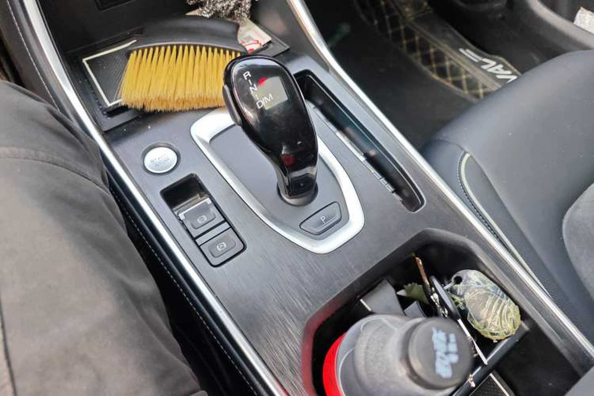 Used Haval H6 2023 National Trend Edition 1.5T Automatic Urban Version Gear Lever