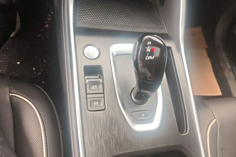 Used Haval H6 2023 National Trend Edition 1.5T Automatic Urban Version Gear Lever