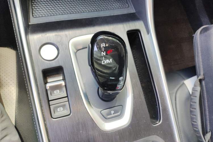 Used Haval H6 2023 National Trend Edition 1.5T Automatic Urban Version Gear Lever