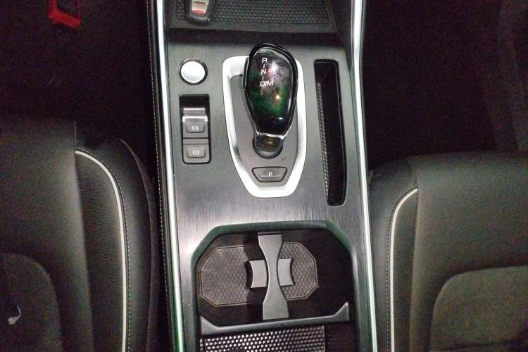 Used Haval H6 2023 National Trend Edition 1.5T Automatic Urban Version Gear Lever