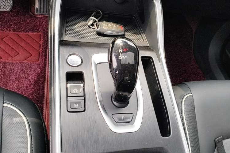 Used Haval H6 2023 National Trend Edition 1.5T Automatic Urban Version Gear Lever