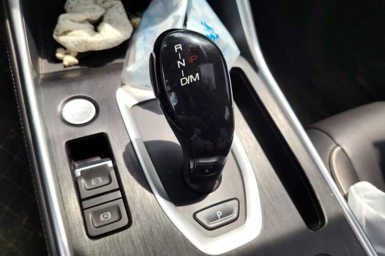 Used Haval H6 2023 National Trend Edition 1.5T Automatic Urban Version Gear Lever