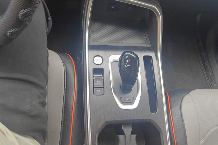 Used Haval H6 2023 National Trend Edition 1.5T Automatic Urban Version Gear Lever