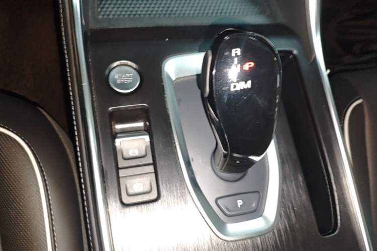 Used Haval H6 2023 National Trend Edition 1.5T Automatic Urban Version Gear Lever