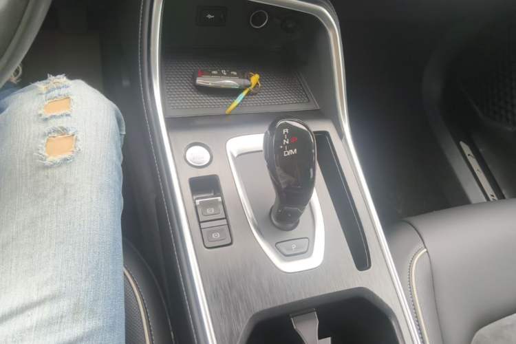 Used Haval H6 2023 National Trend Edition 1.5T Automatic Urban Version Gear Lever