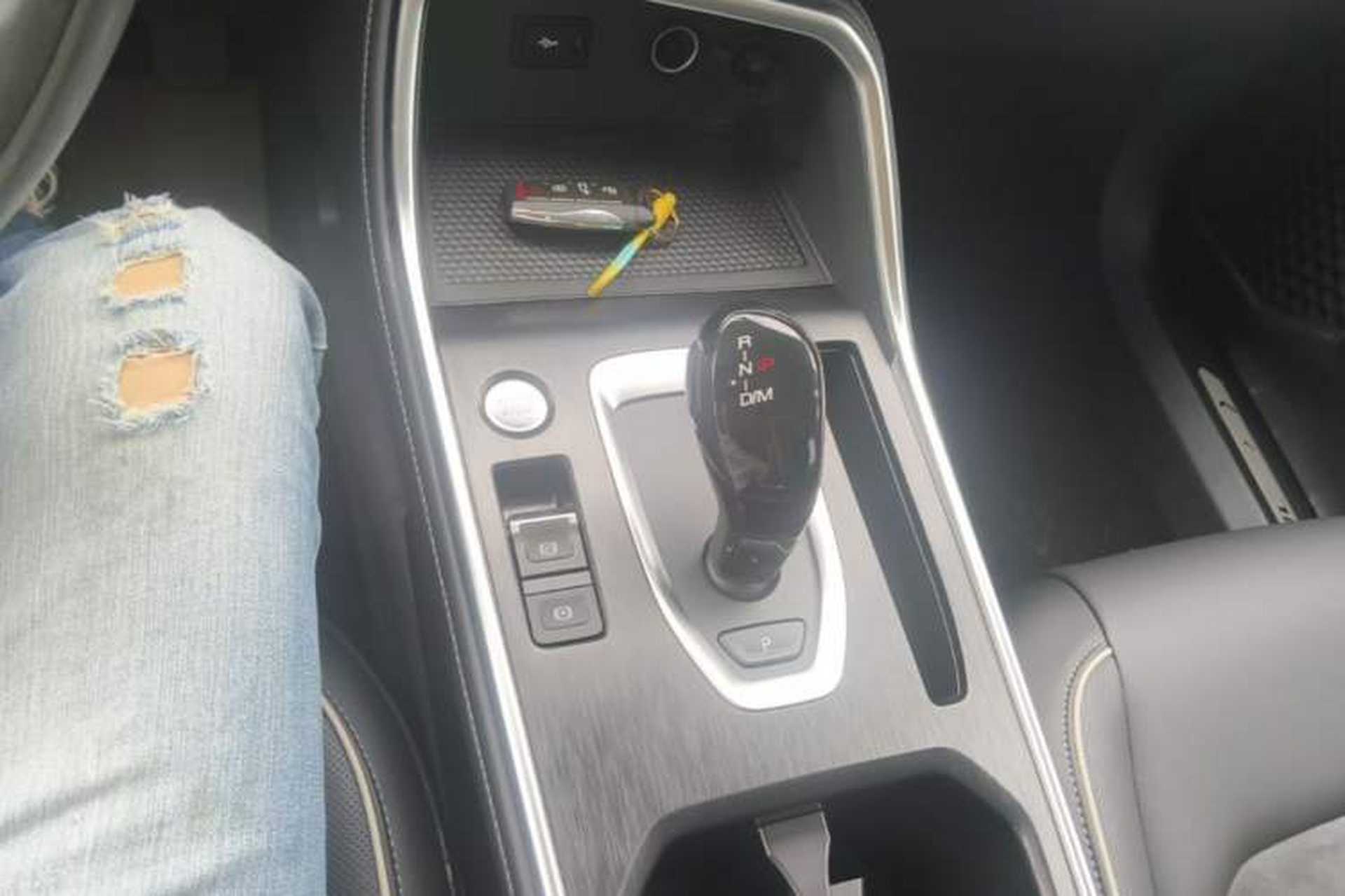 Used Haval H6 2023 National Trend Edition 1.5T Automatic Urban Version Gear Lever