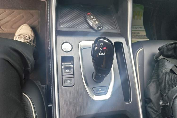 Used Haval H6 2023 National Trend Edition 1.5T Automatic Urban Version Gear Lever