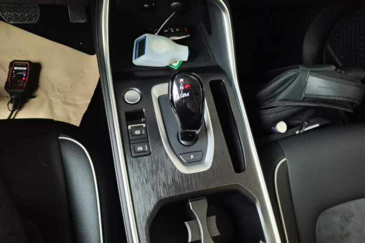 Used Haval H6 2023 National Trend Edition 1.5T Automatic Urban Version Gear Lever