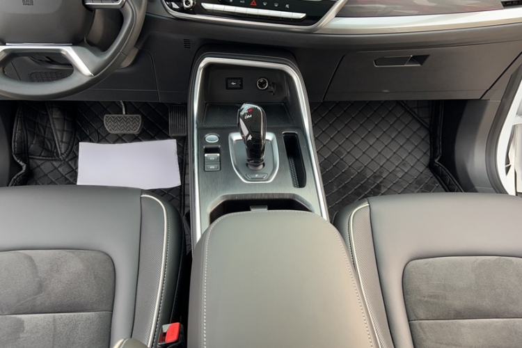 Used Haval H6 2023 National Trend Edition 1.5T Automatic Urban Version Gear Lever