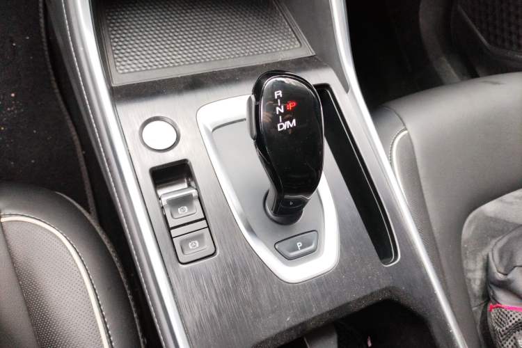 Used Haval H6 2023 National Trend Edition 1.5T Automatic Urban Version Gear Lever