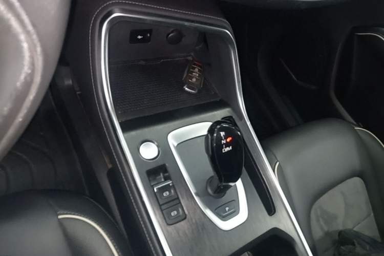 Used Haval H6 2023 National Trend Edition 1.5T Automatic Urban Version Gear Lever