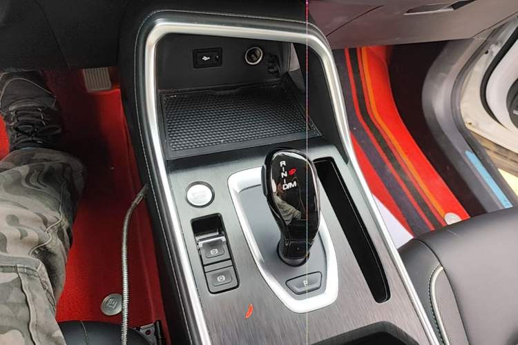 Used Haval H6 2023 National Trend Edition 1.5T Automatic Urban Version Gear Lever