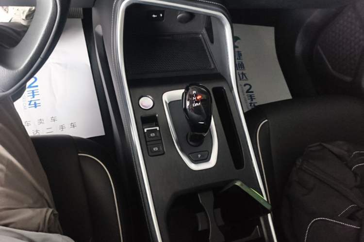 Used Haval H6 2023 National Trend Edition 1.5T Automatic Urban Version Gear Lever