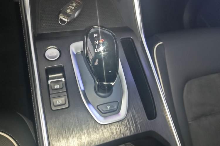 Used Haval H6 2023 National Trend Edition 1.5T Automatic Urban Version Gear Lever