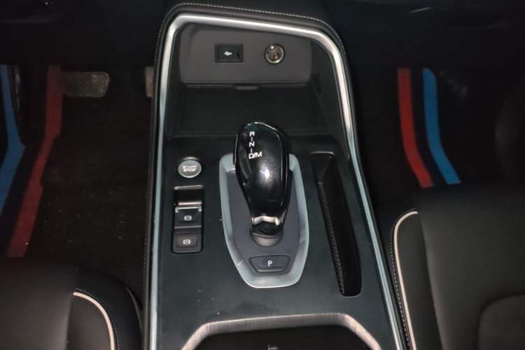 Used Haval H6 2023 National Trend Edition 1.5T Automatic Urban Version Gear Lever