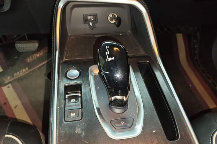 Used Haval H6 2023 National Trend Edition 1.5T Automatic Urban Version Gear Lever