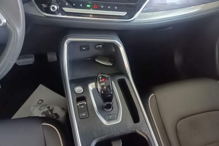 Used Haval H6 2023 National Trend Edition 1.5T Automatic Urban Version Gear Lever