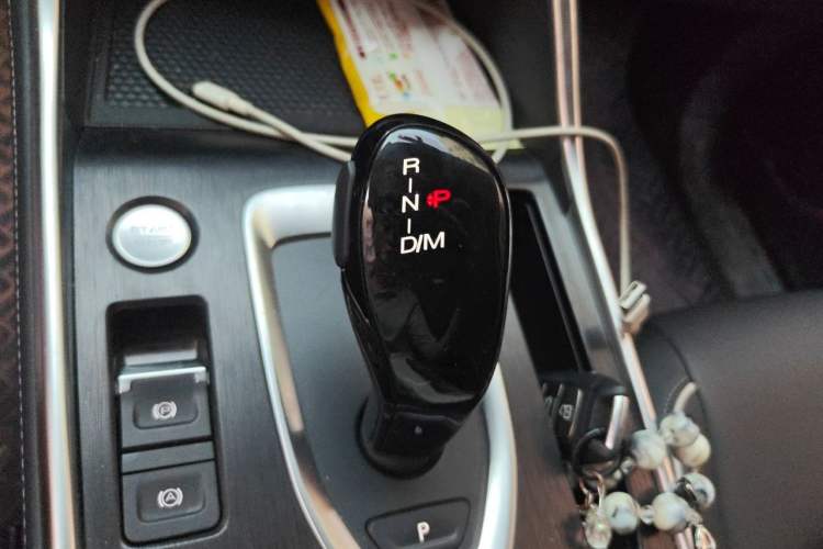 Used Haval H6 2023 National Trend Edition 1.5T Automatic Urban Version Gear Lever