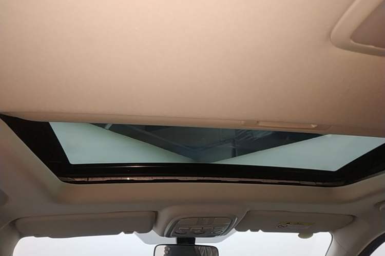 Used Haval H6 2023 National Trend Edition 1.5T Automatic Urban Version Headliner