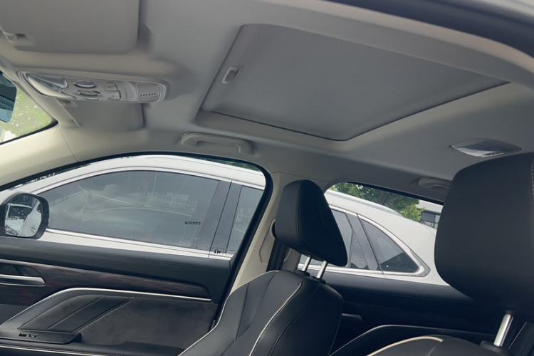 Used Haval H6 2023 National Trend Edition 1.5T Automatic Urban Version Headliner