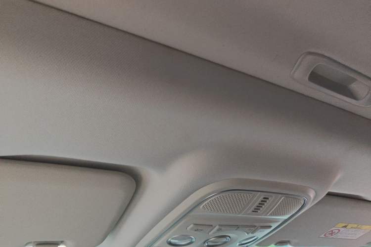 Used Haval H6 2023 National Trend Edition 1.5T Automatic Urban Version Headliner