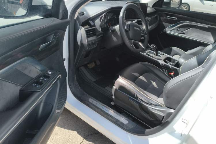 Used Haval H6 2023 National Trend Edition 1.5T Automatic Urban Version Interior 3